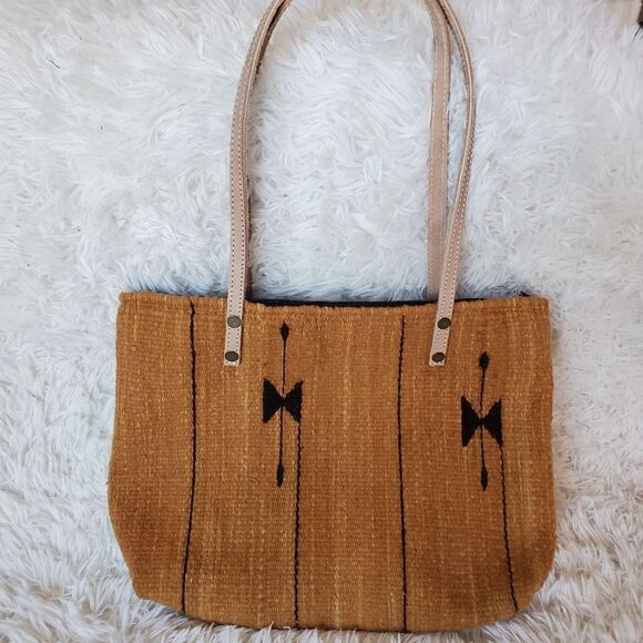 Hand Made Wool Tote Bag - Picture 2 of 7